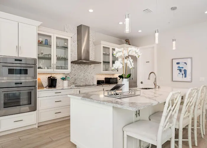 Luxury Family Beachfront Oasis Pool And Views *