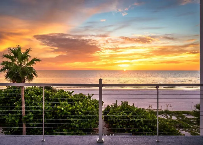 Holiday home Luxury Family Beachfront Oasis Pool And Views