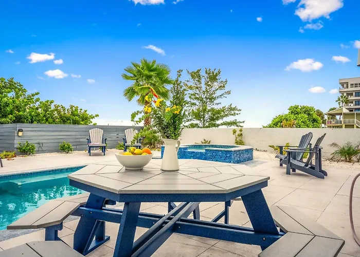 Luxury Family Beachfront Oasis Pool And Views Holiday home