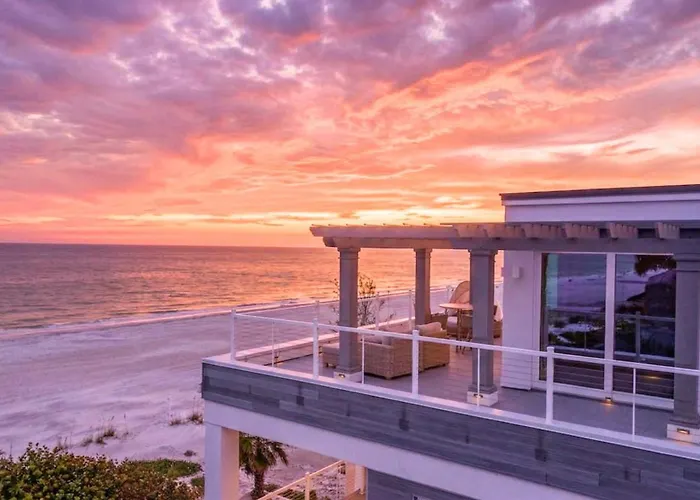 Holiday home Luxury Family Beachfront Oasis Pool And Views *