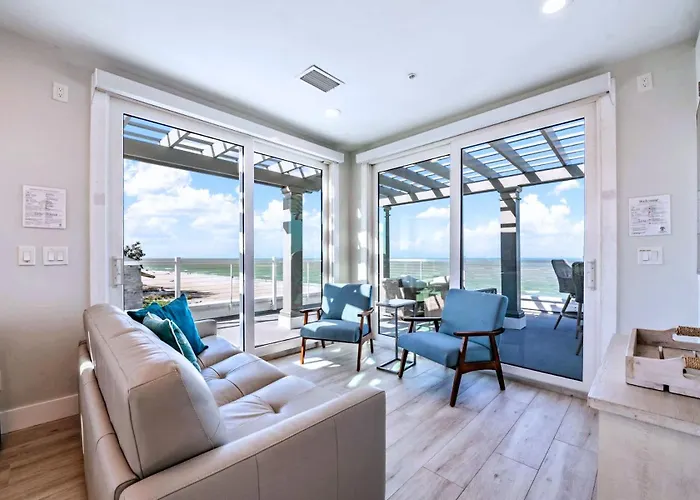 Luxury Family Beachfront Oasis Pool And Views
